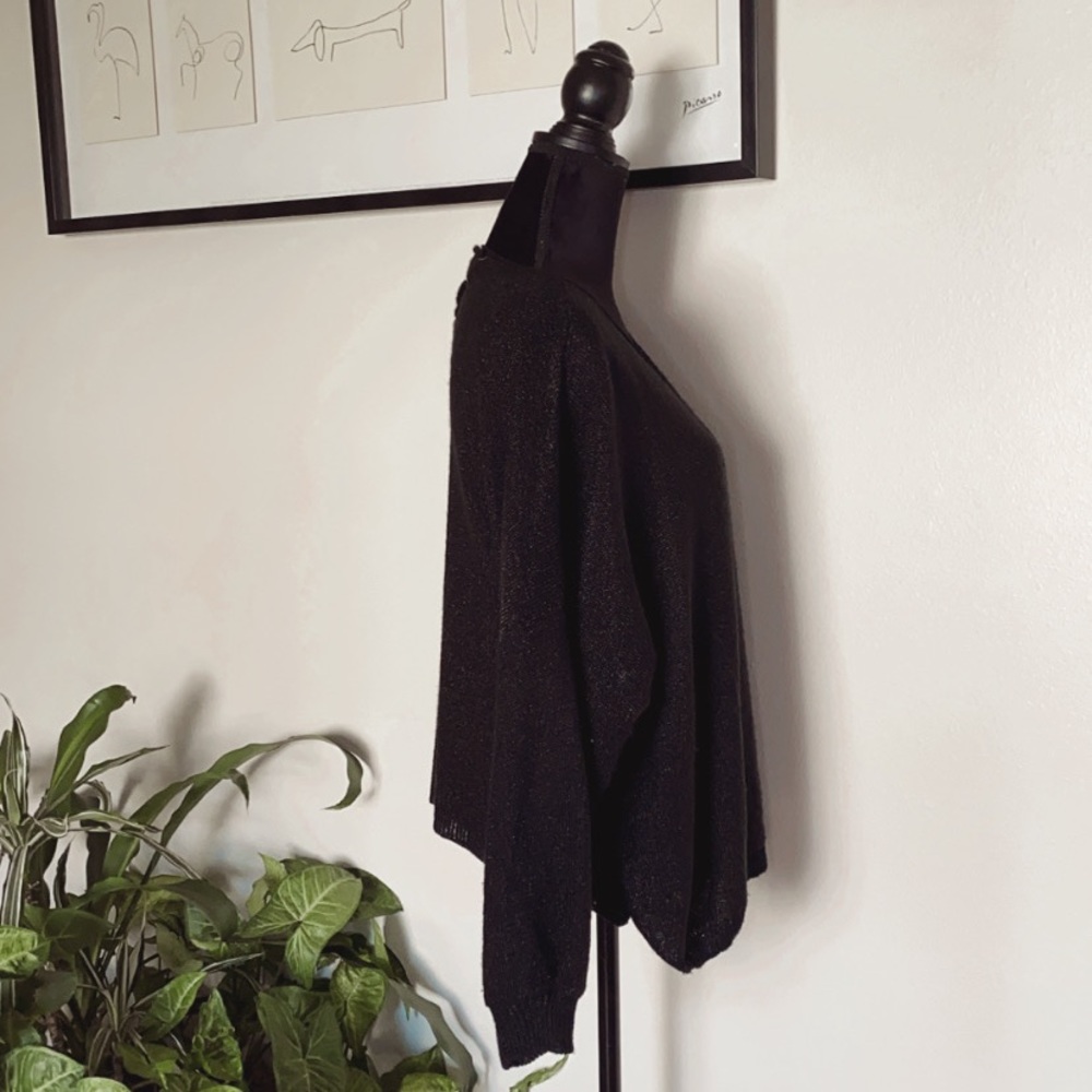 Sioni Black Sweater with lace Back. - Picture 4 of 11